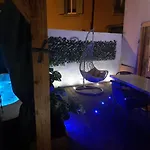 Maison Centre Jacuzzi Jardin Et Climatisation *