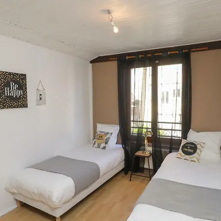 Maison Centre Jacuzzi Jardin Et Climatisation Holiday home